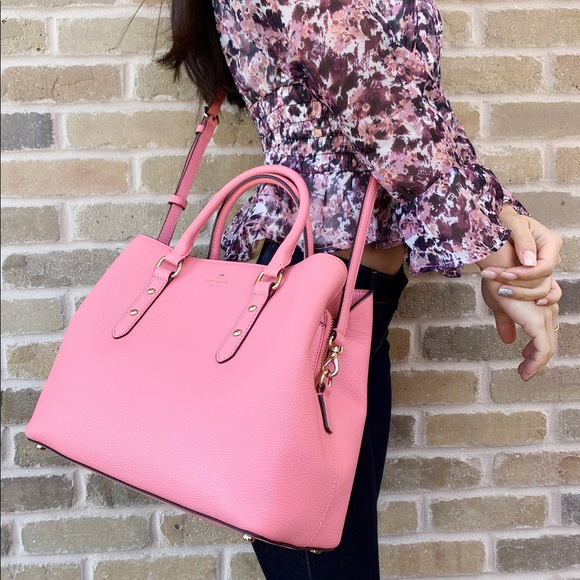 kate spade Handbags - ‼️SALE‼️NWT Kate spade coral Satchel Crossbody